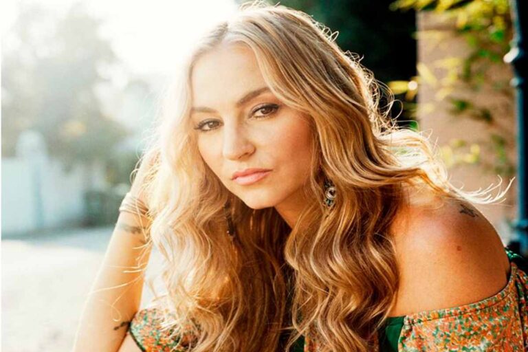 Who are Drea De Matteo's Parents? Meet Albert de Matteo and Donna de Matteo - Sarkari Result