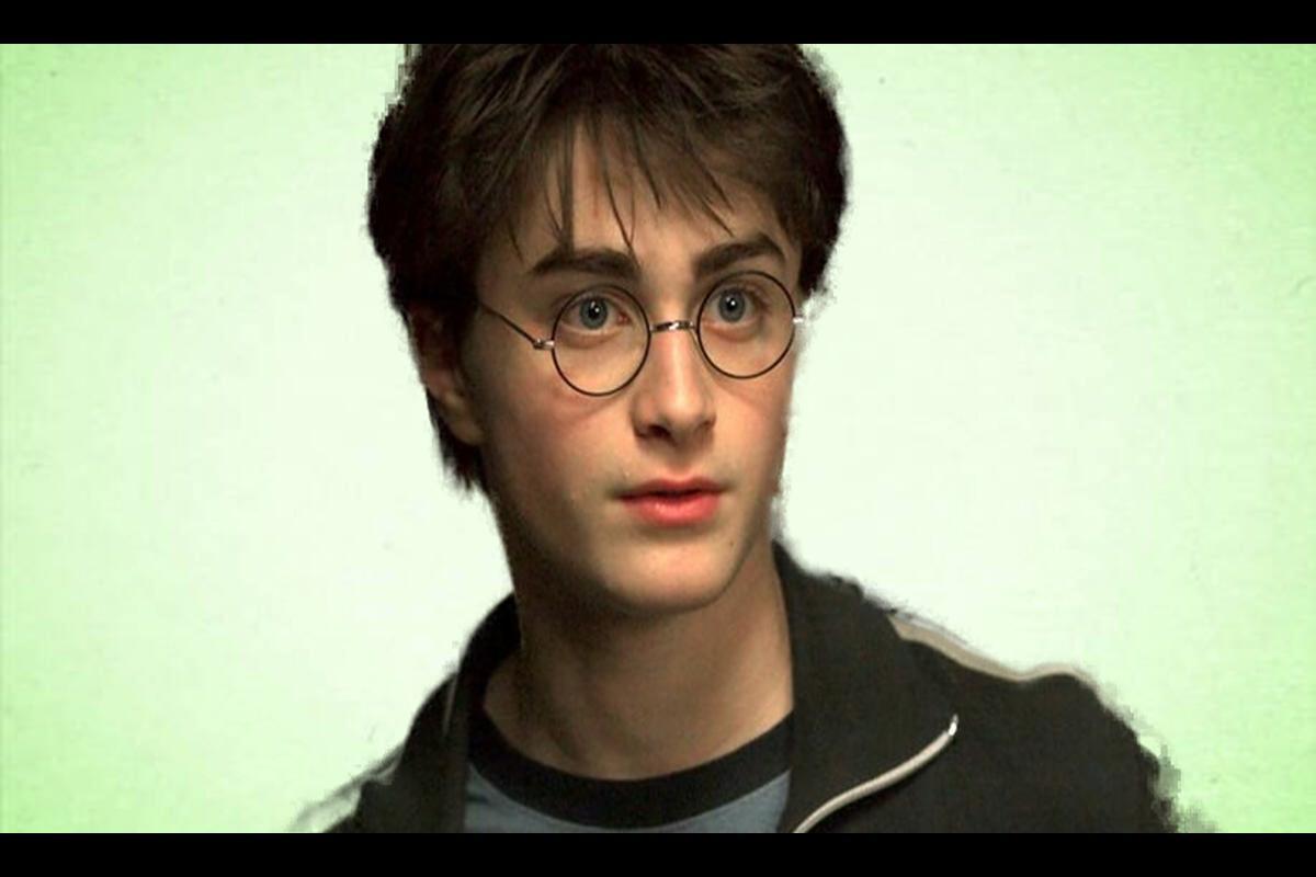 How Old Was Daniel Radcliffe in Harry Potter 1: An Insight into His Journey from Child Wizard to Global Icon