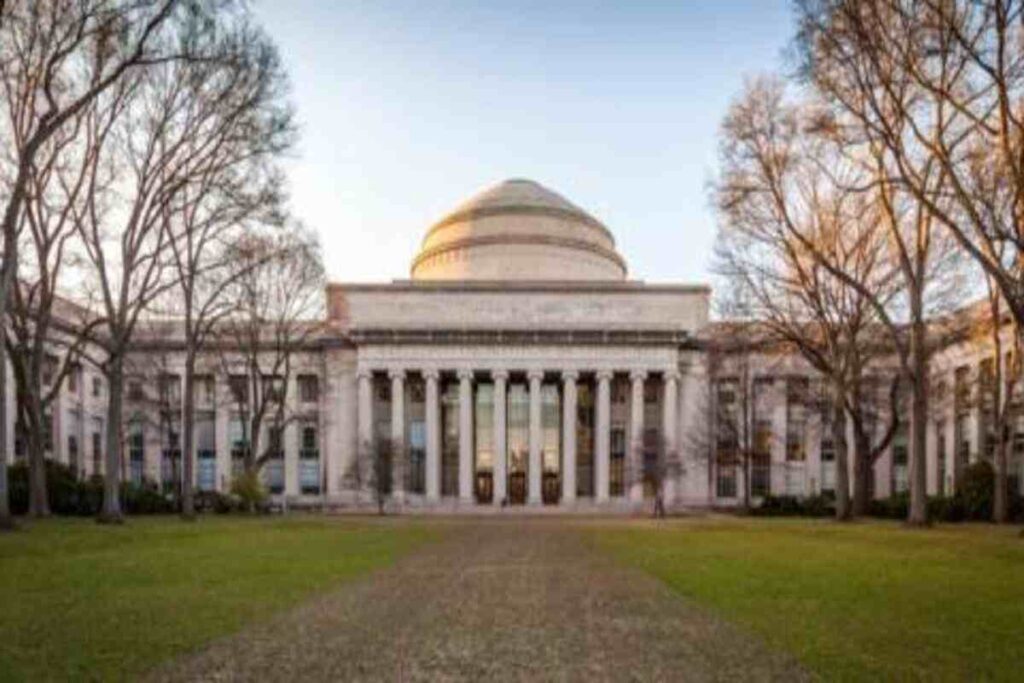 Massachusetts Institute of Technology (MIT) Admissions 2024 : Courses Fees, Acceptance Rate, Ranking, Placement & Scholarship